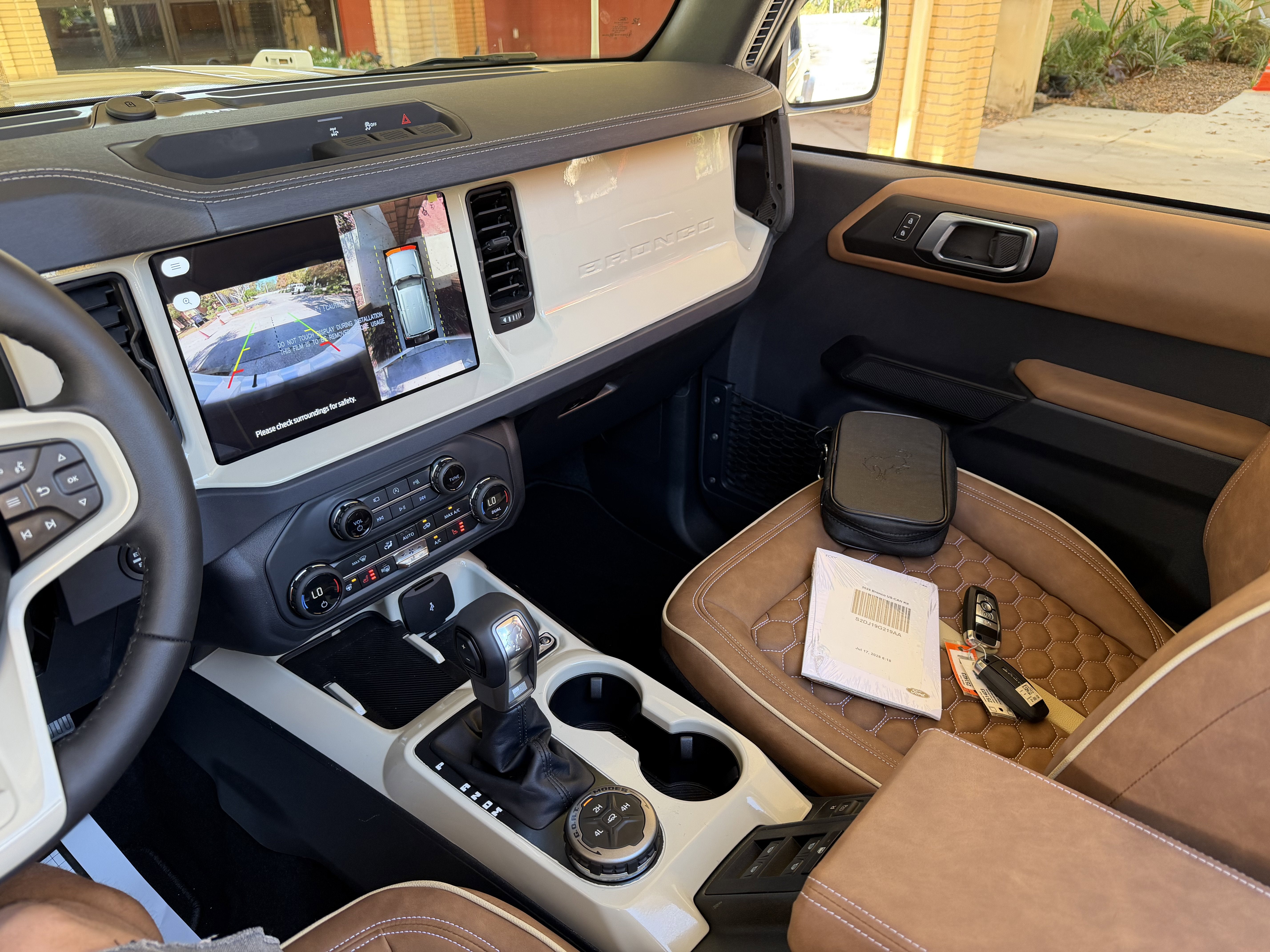 2025 Ford Bronco Outer Banks Retro V6 Luxury Package Custom Lifted Vintage Hard Top