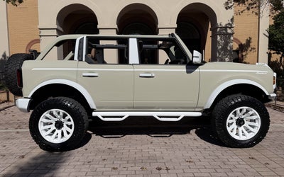 2025 Ford Bronco Outer Banks Retro V6 Luxury Package Custom Lifted Vintage Hard Top