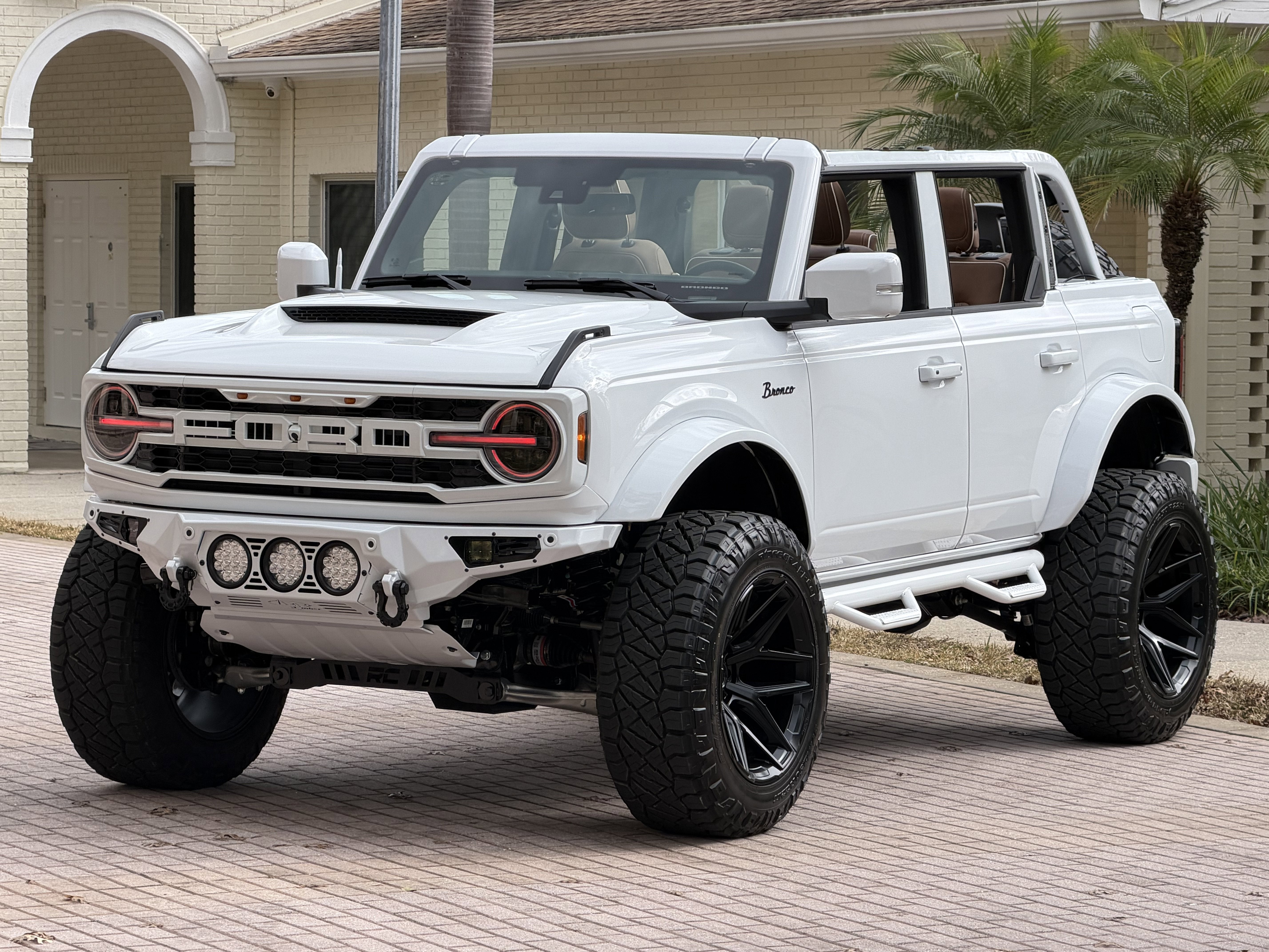 2025 Ford Bronco Outer Banks V6 Luxury Package Hard Top Custom Lifted