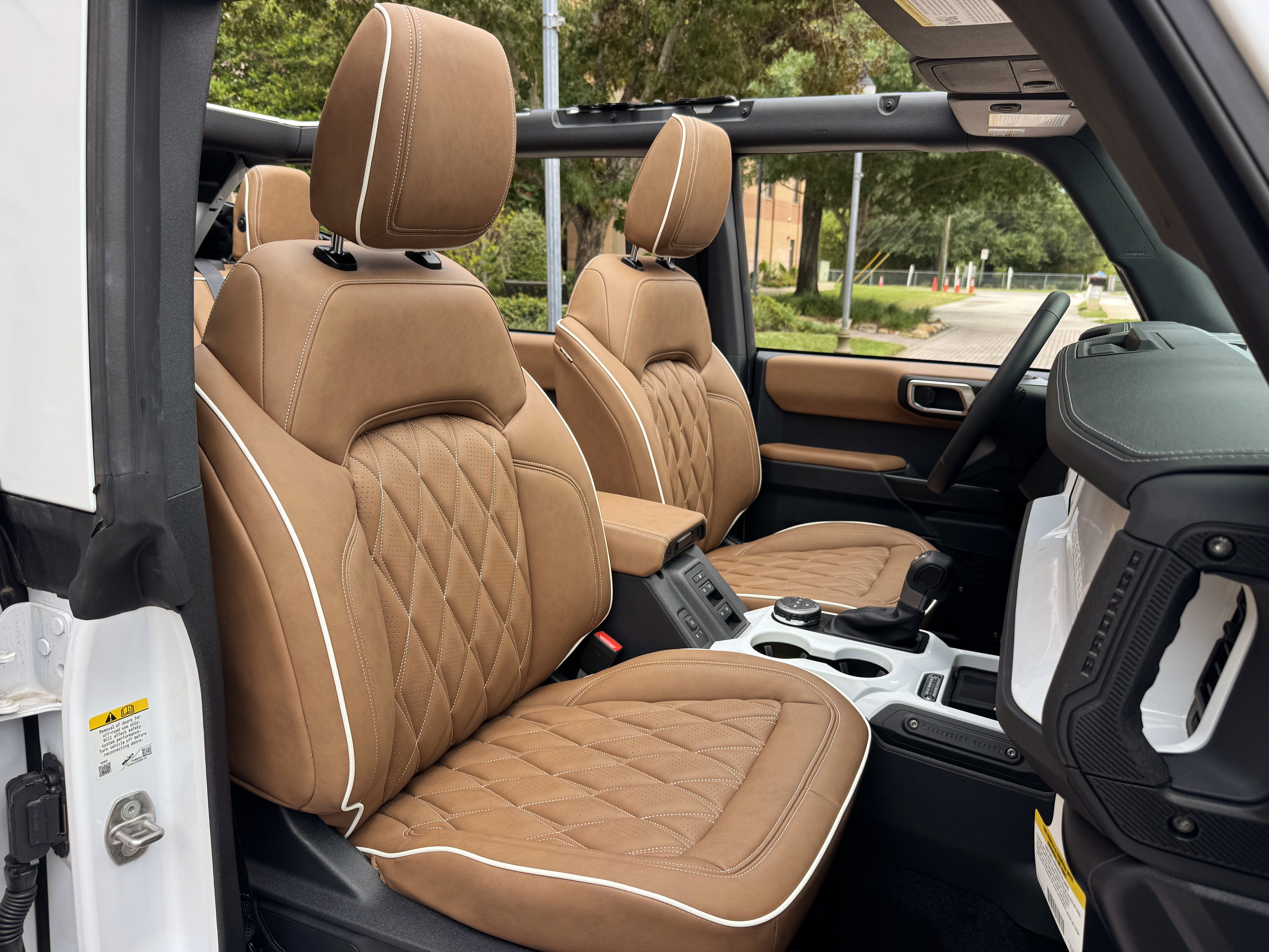 2025 Ford Bronco Outer Banks V6 Luxury Package Hard Top Custom Lifted