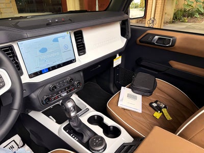 2025 Ford Bronco Outer Banks V6 Luxury Package Hard Top Custom Lifted