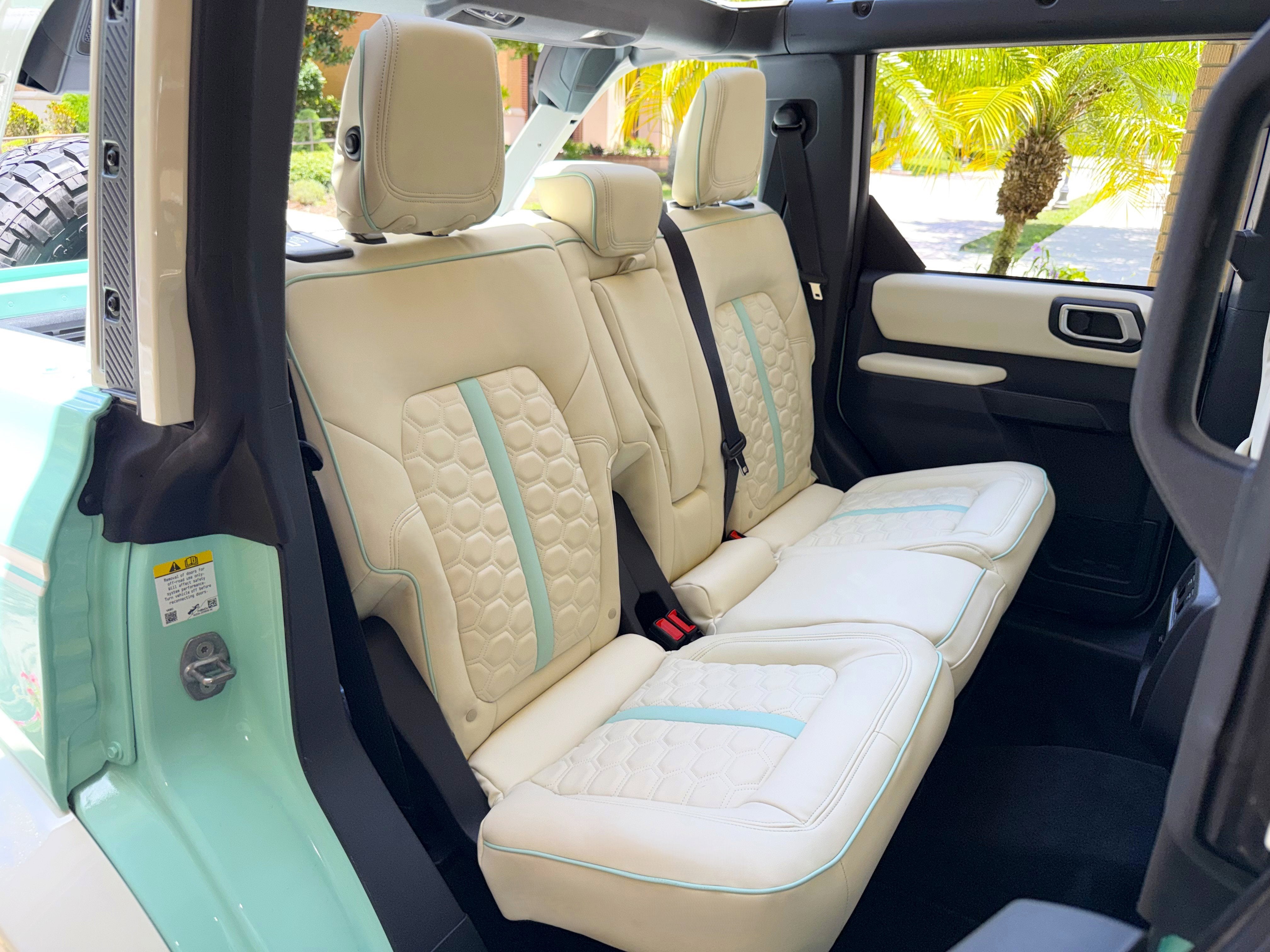 2025 Ford Bronco V6 Wimbledon White Retro Outer Banks Luxury Pkg Custom Lifted