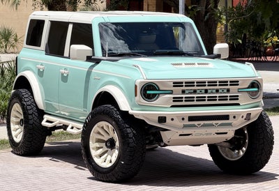 2025 Ford Bronco V6 Wimbledon White Retro Outer Banks Luxury Pkg Custom Lifted