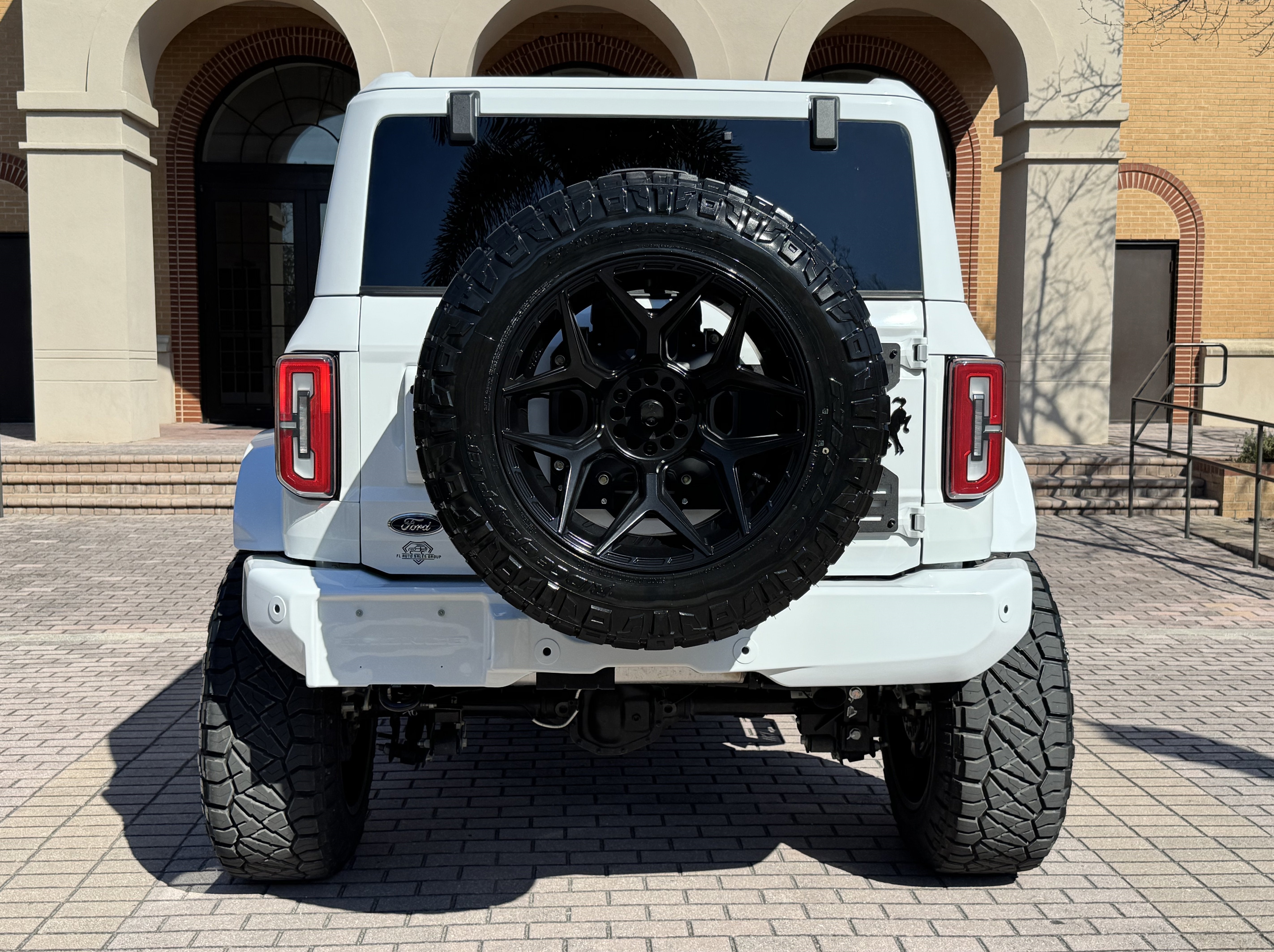 2024 Ford Bronco Outer Banks V6 Luxury Package Custom Lifted