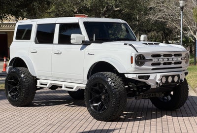 2024 Ford Bronco Outer Banks V6 Luxury Package Custom Lifted