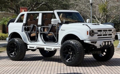 2024 Ford Bronco Outer Banks V6 Luxury Package Custom Lifted