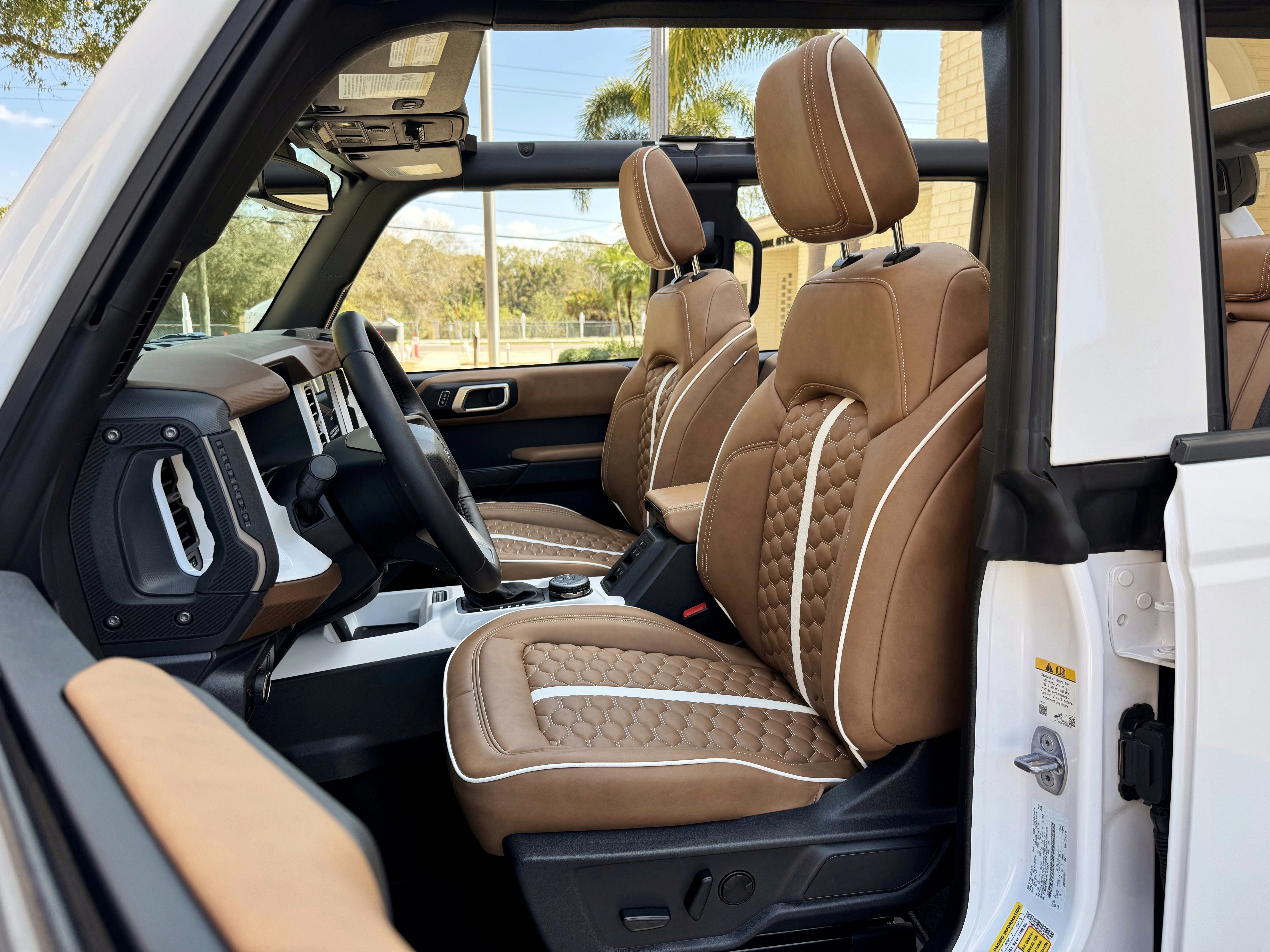 2024 Ford Bronco Outer Banks V6 Luxury Package Custom Lifted