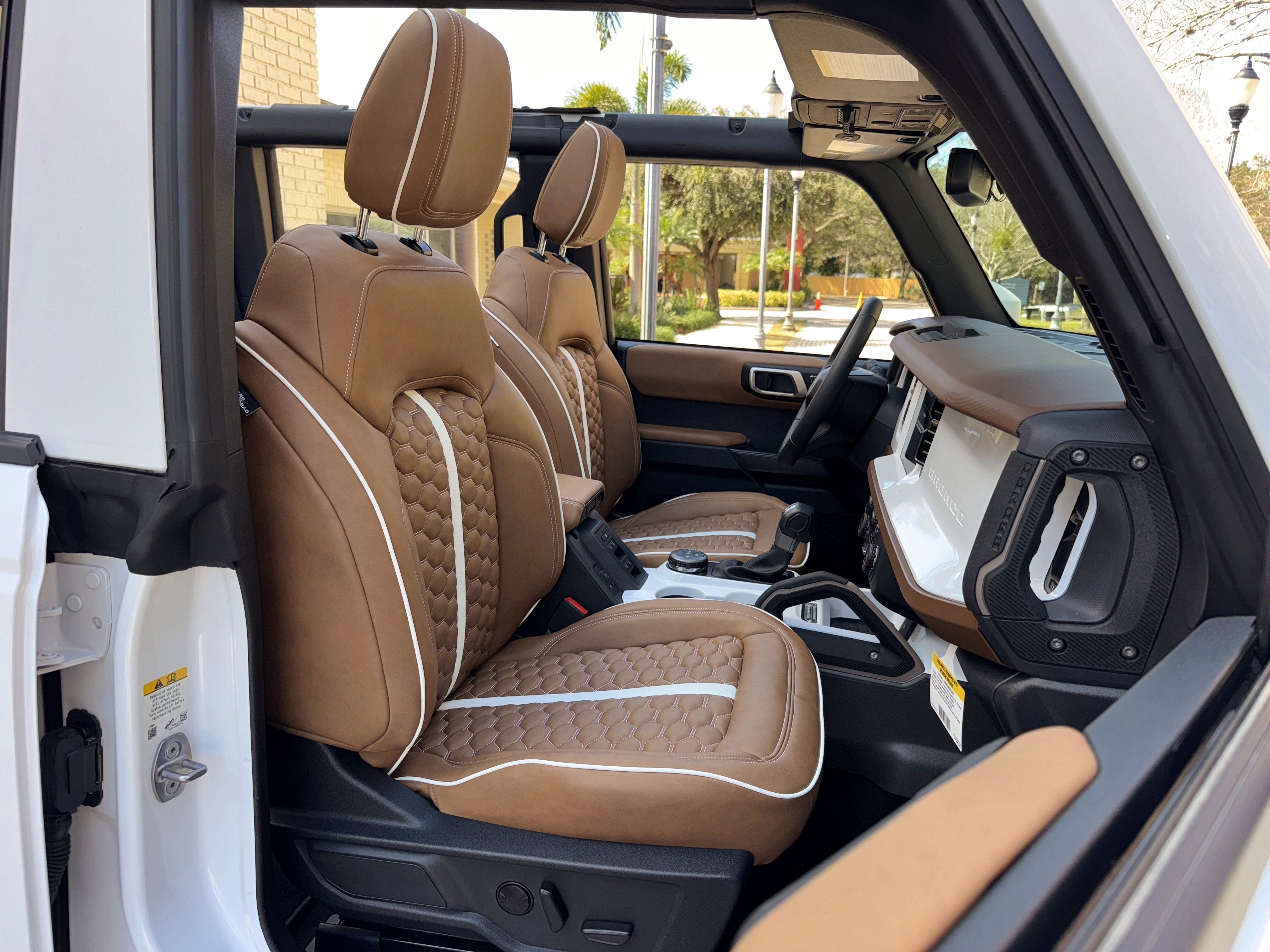 2024 Ford Bronco Outer Banks V6 Luxury Package Custom Lifted