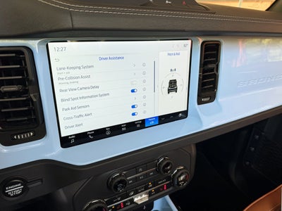 2025 Ford Bronco Outer Banks Retro V6 Hard Top Custom Lifted Vintage