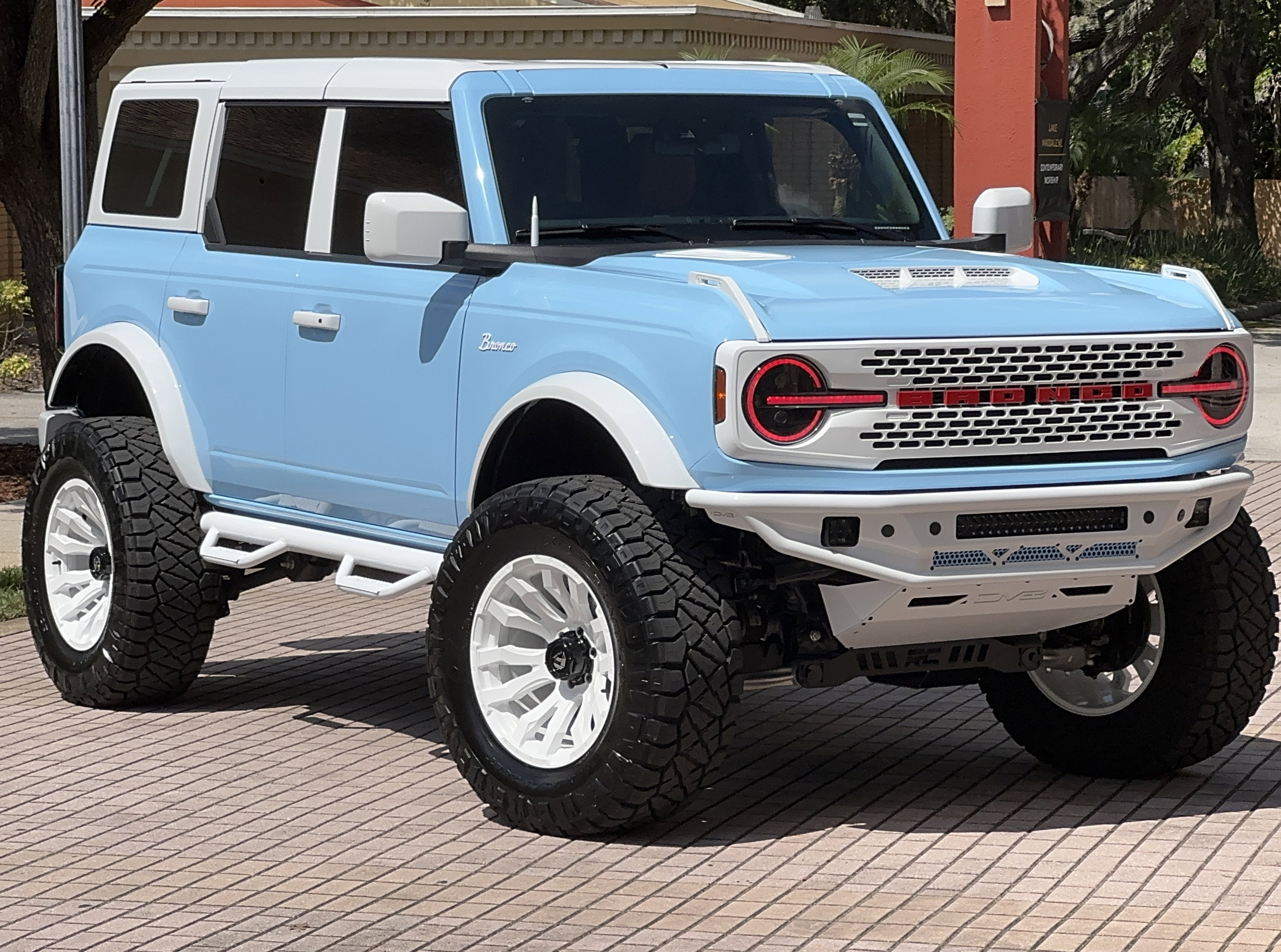 2025 Ford Bronco Outer Banks Retro V6 Hard Top Custom Lifted Vintage