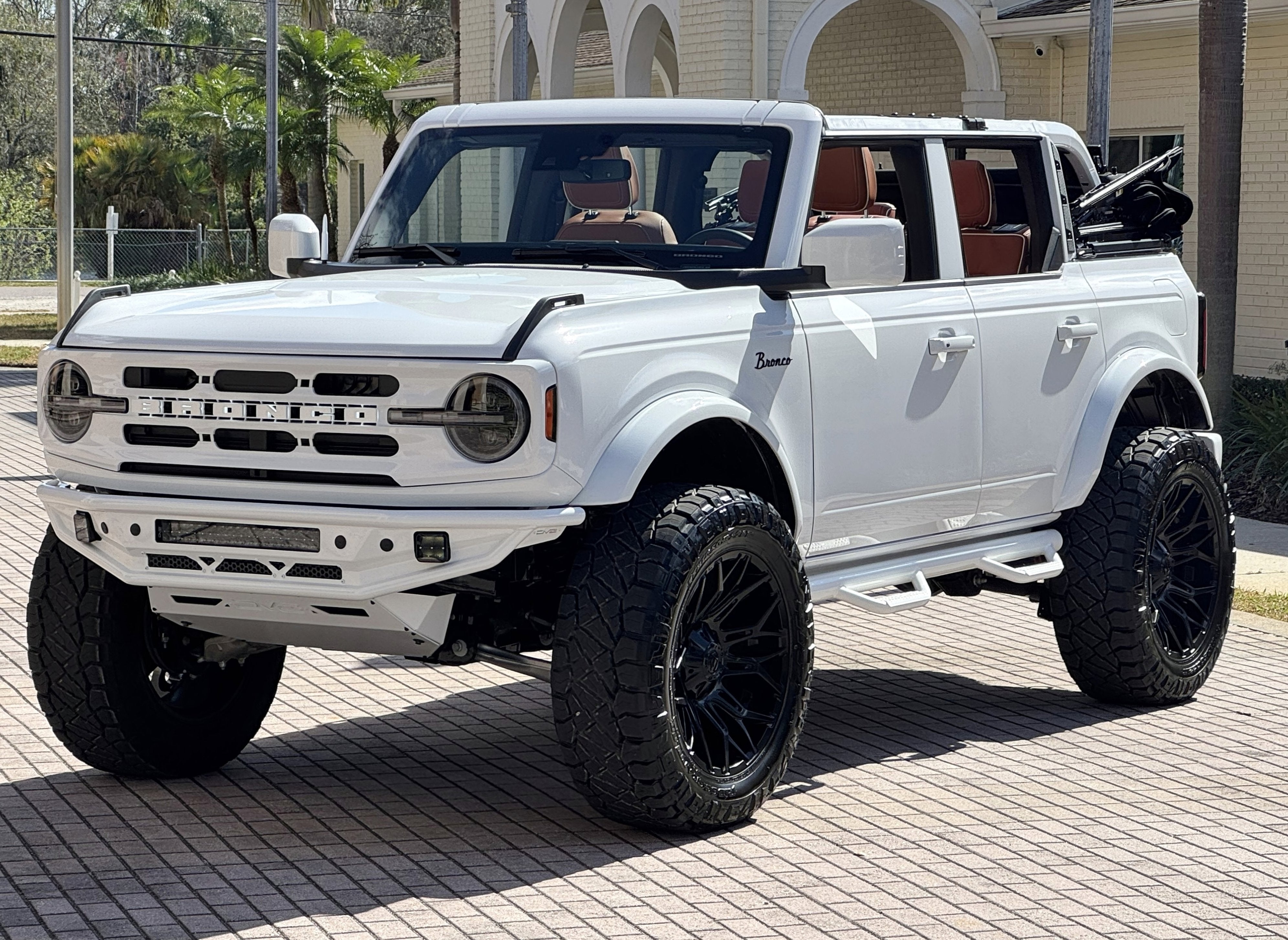 2025 Ford Bronco Outer Banks V6 Custom Lifted