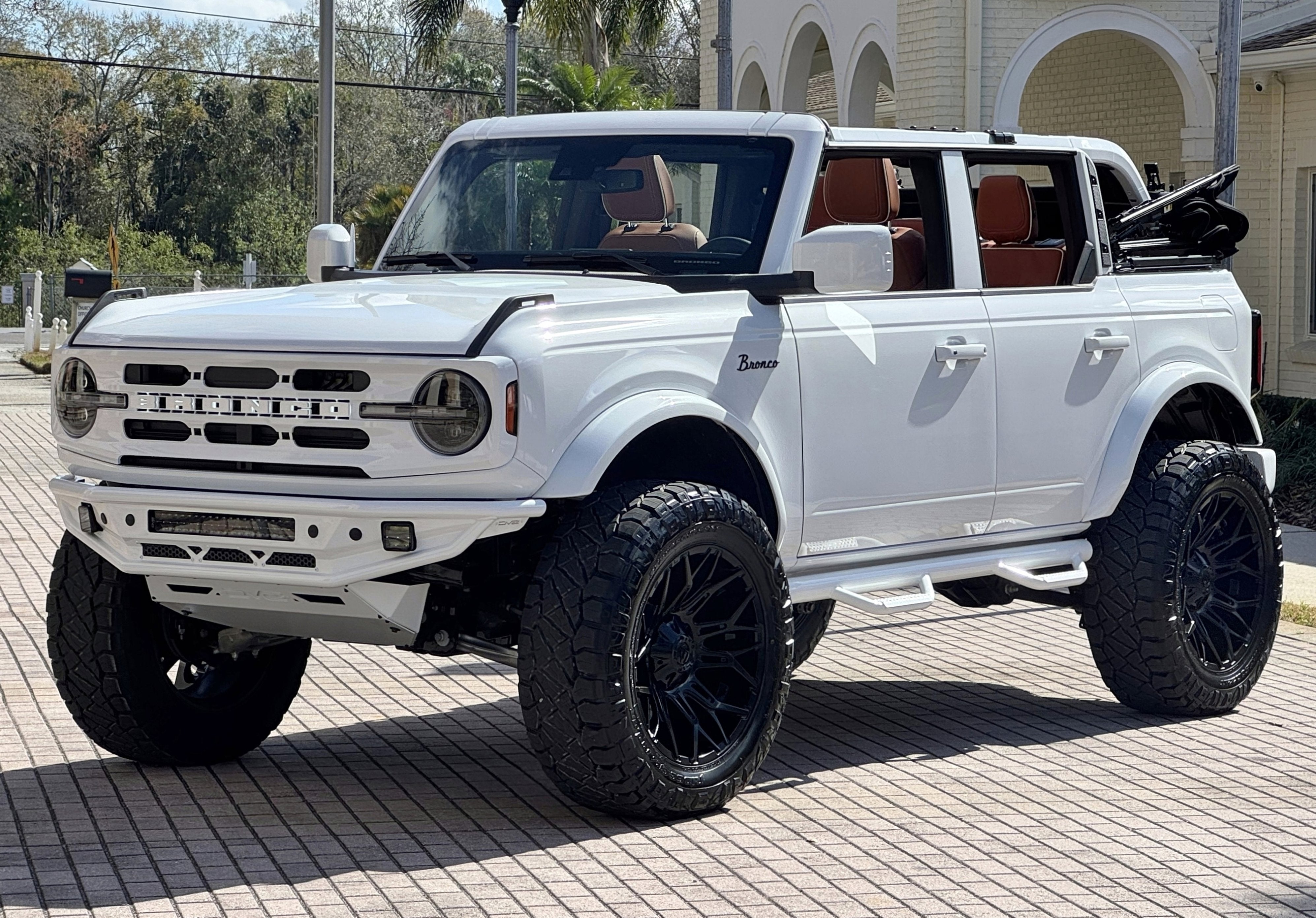 2025 Ford Bronco Outer Banks V6 Custom Lifted