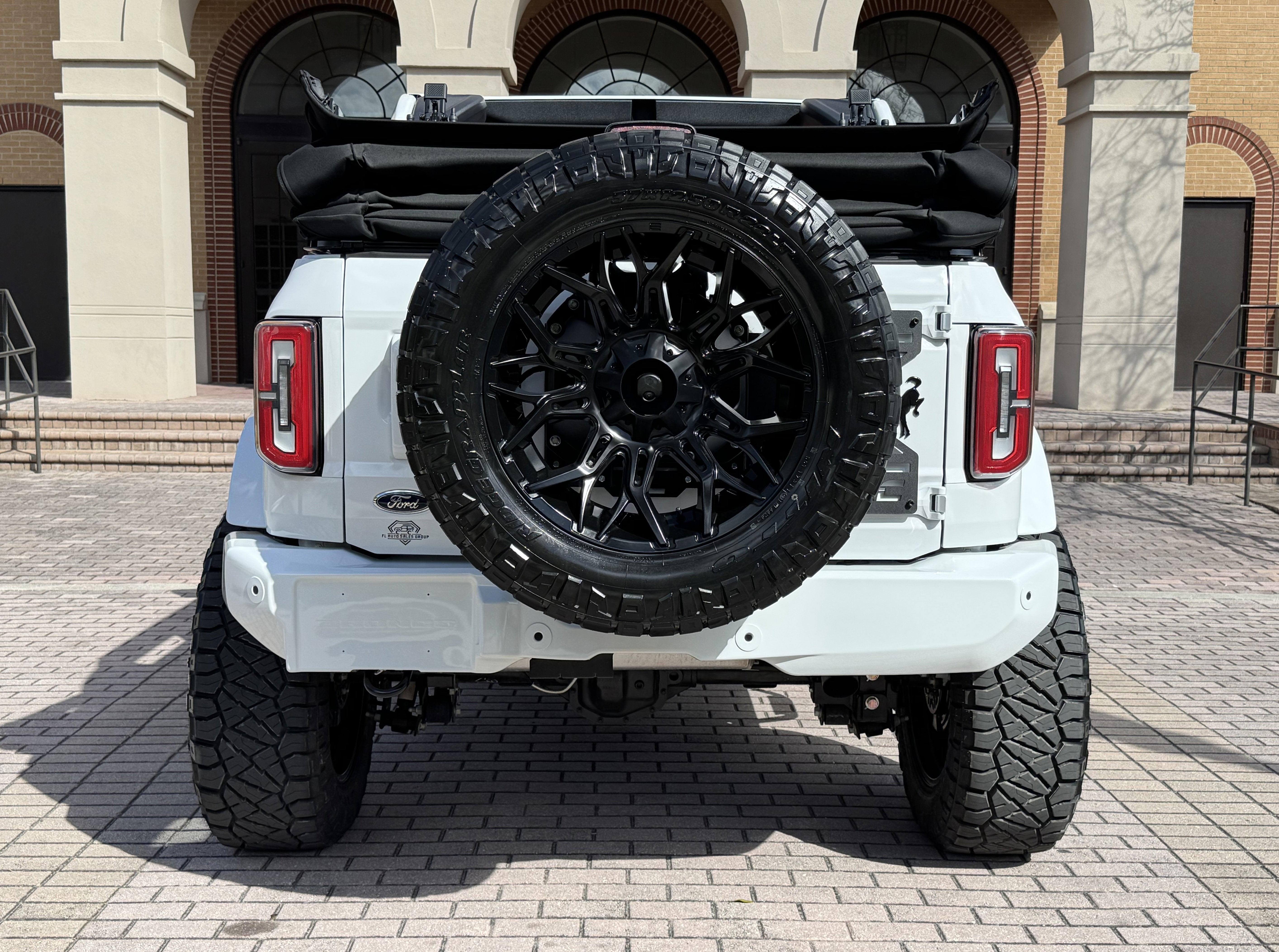 2025 Ford Bronco Outer Banks V6 Custom Lifted