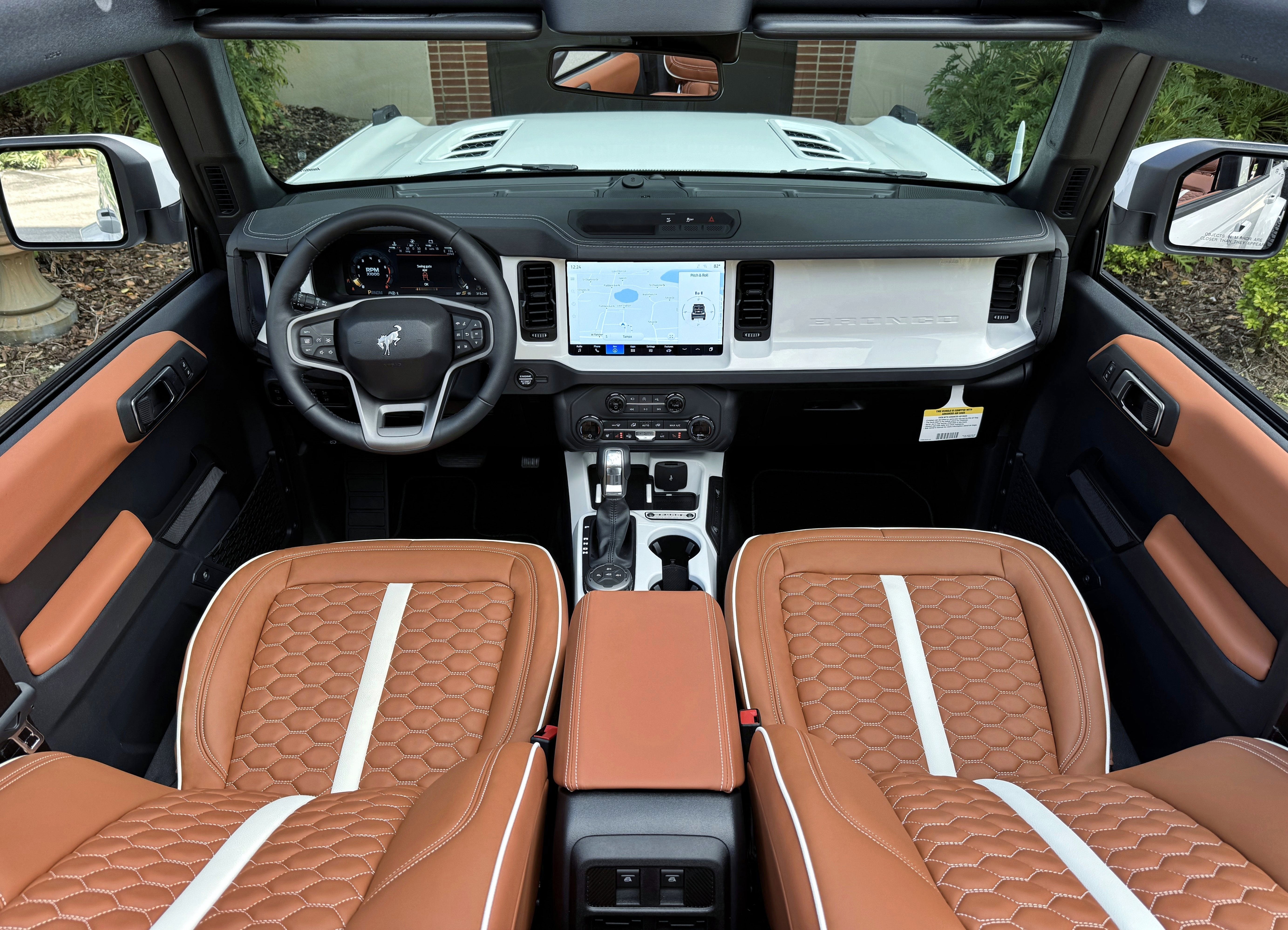 2025 Ford Bronco Outer Banks V6 Custom Lifted