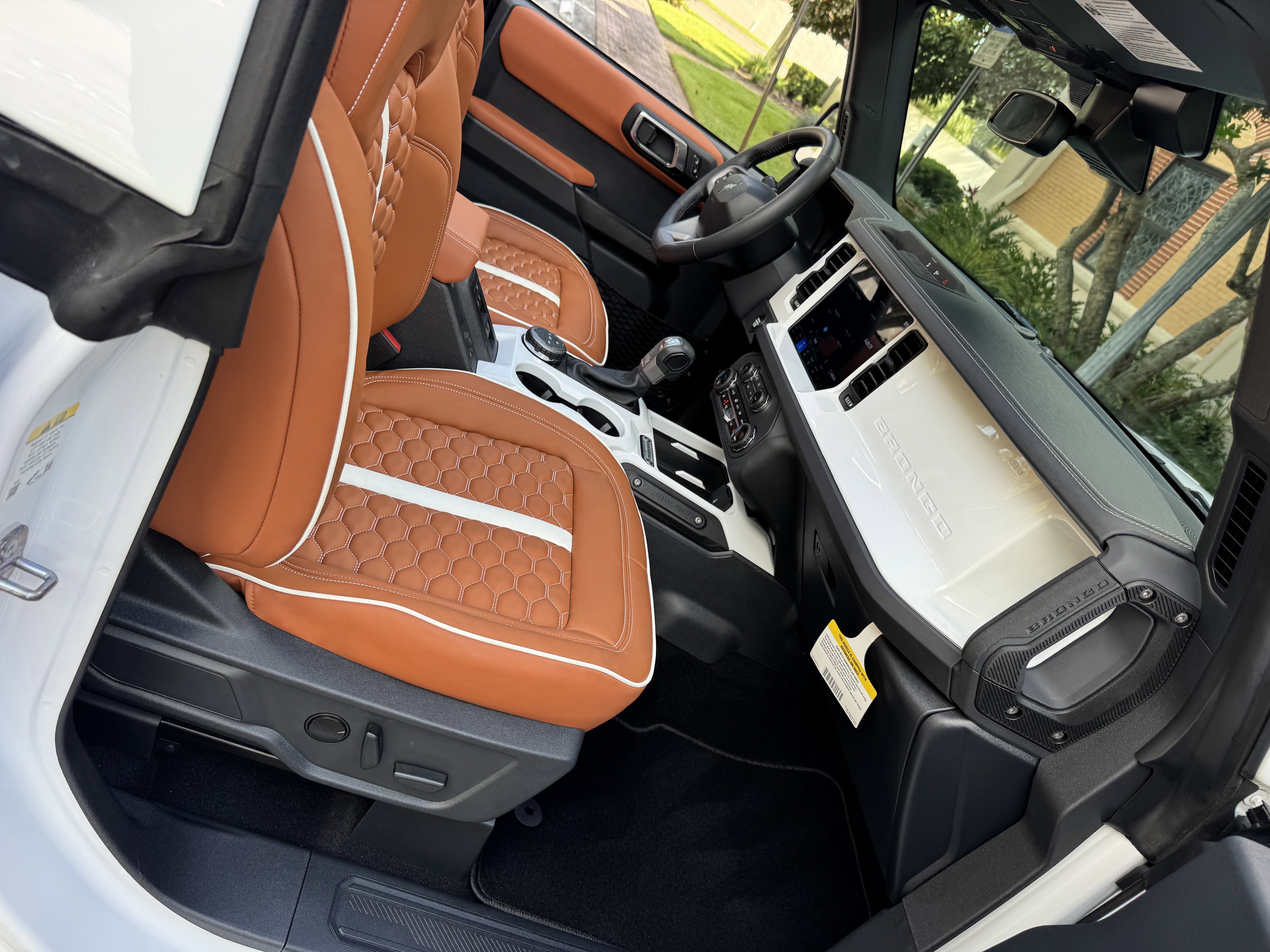 2025 Ford Bronco Outer Banks V6 Custom Lifted