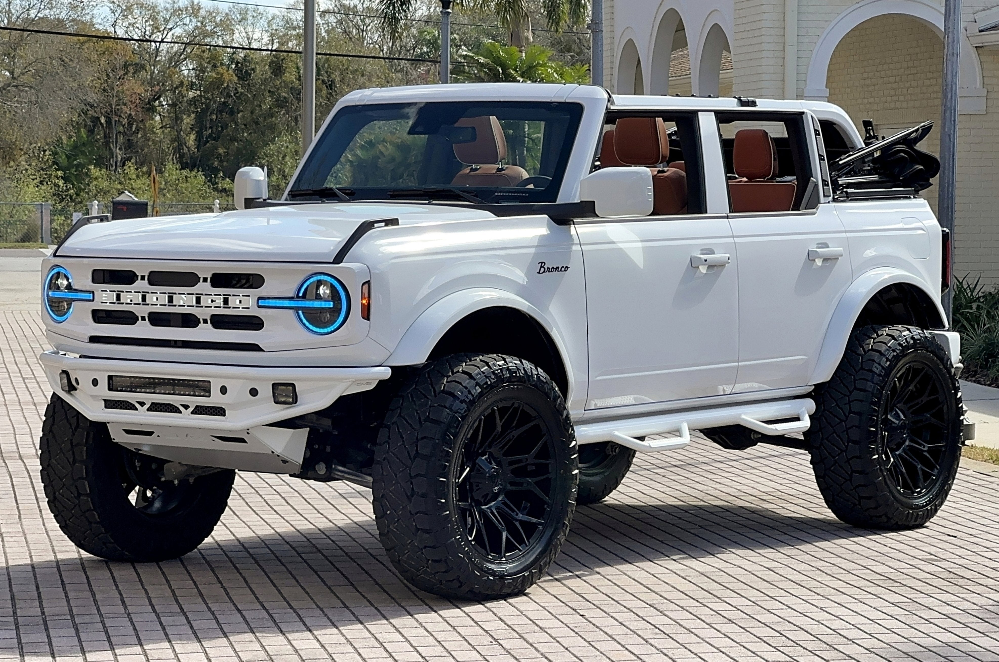 2025 Ford Bronco Outer Banks V6 Custom Lifted