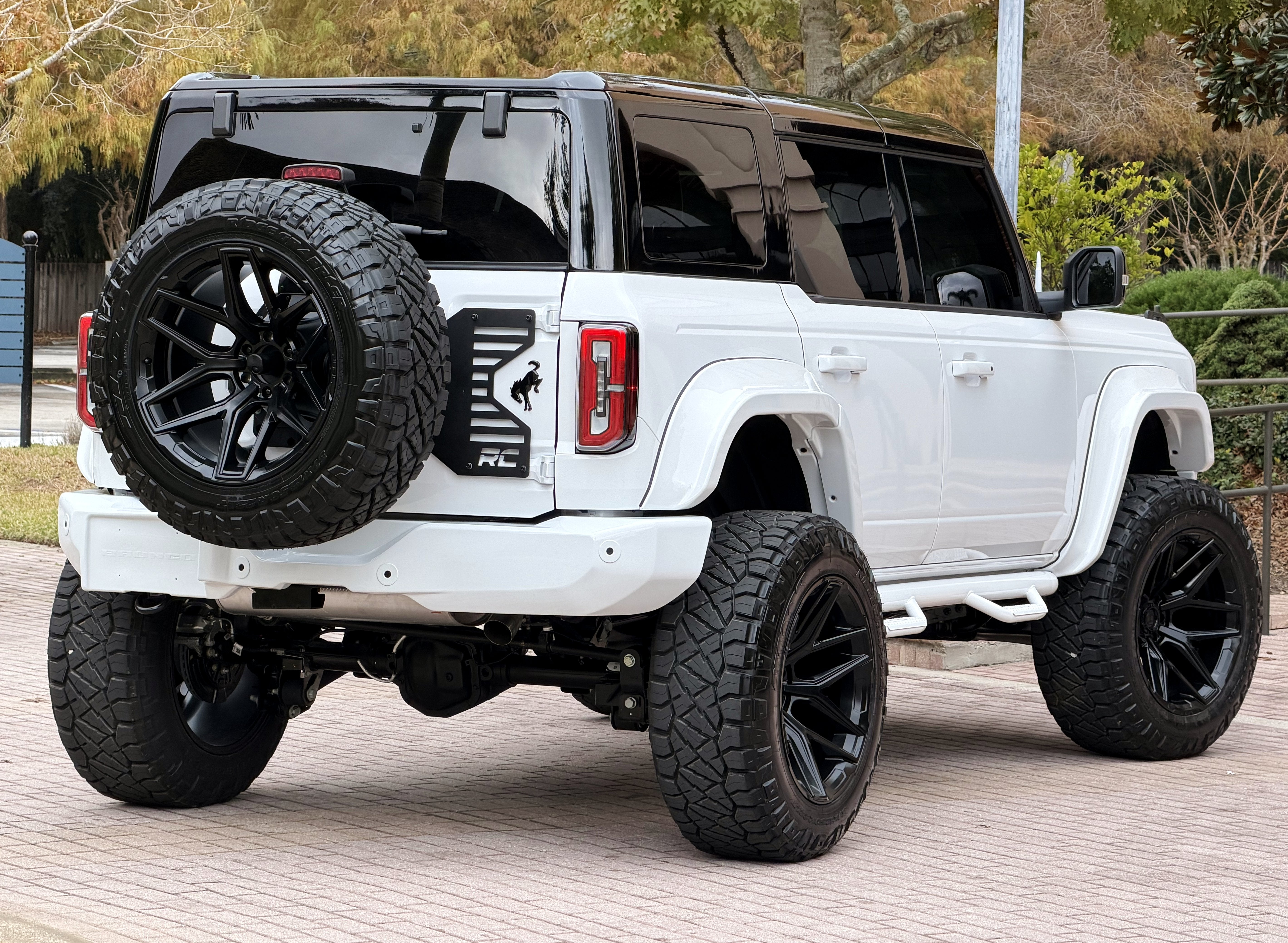 2026 Ford Bronco Outer Banks V6 Black Appearance Package Luxury Packag Outer Banks