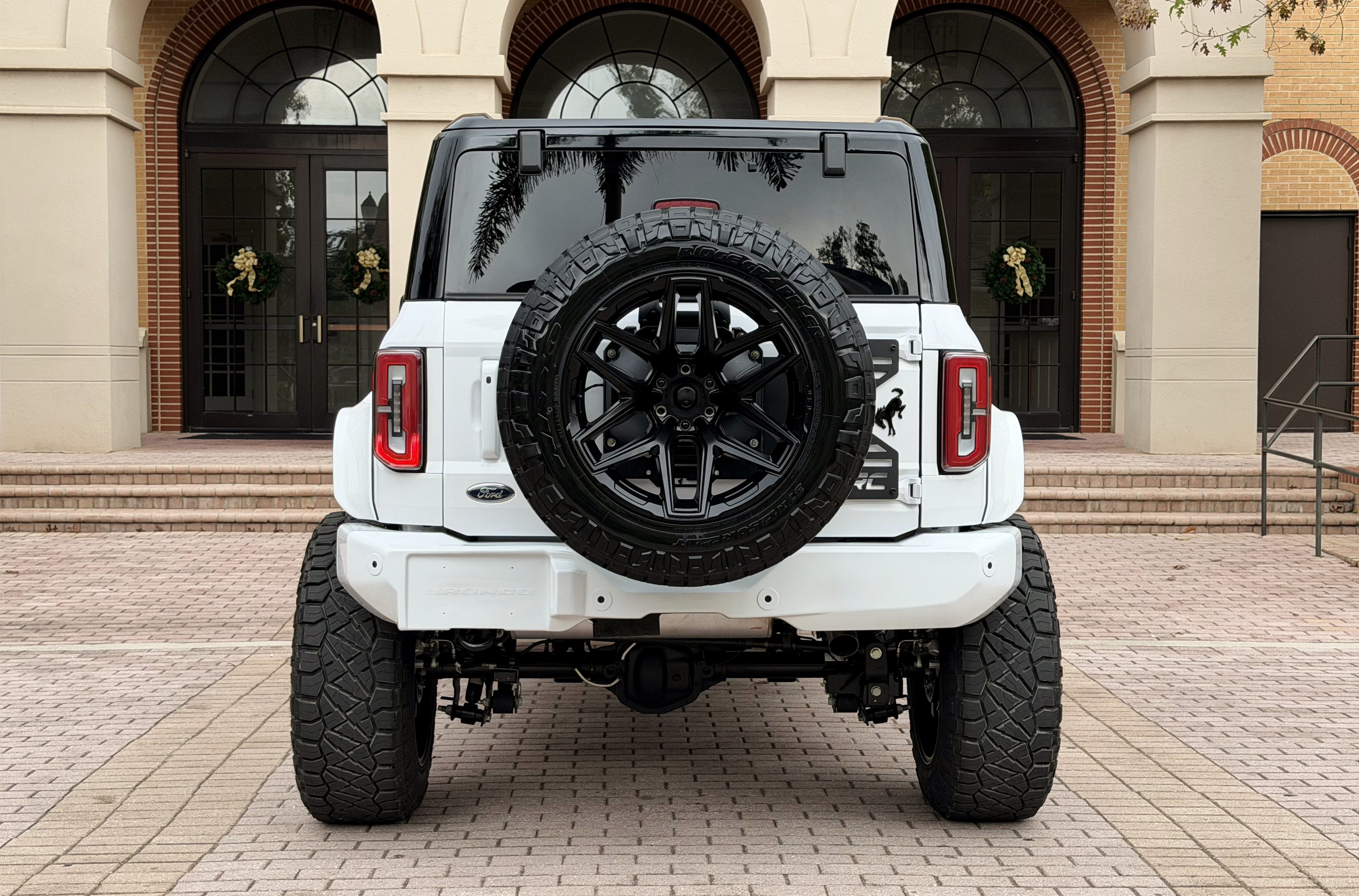 2026 Ford Bronco Outer Banks V6 Black Appearance Package Luxury Packag Outer Banks