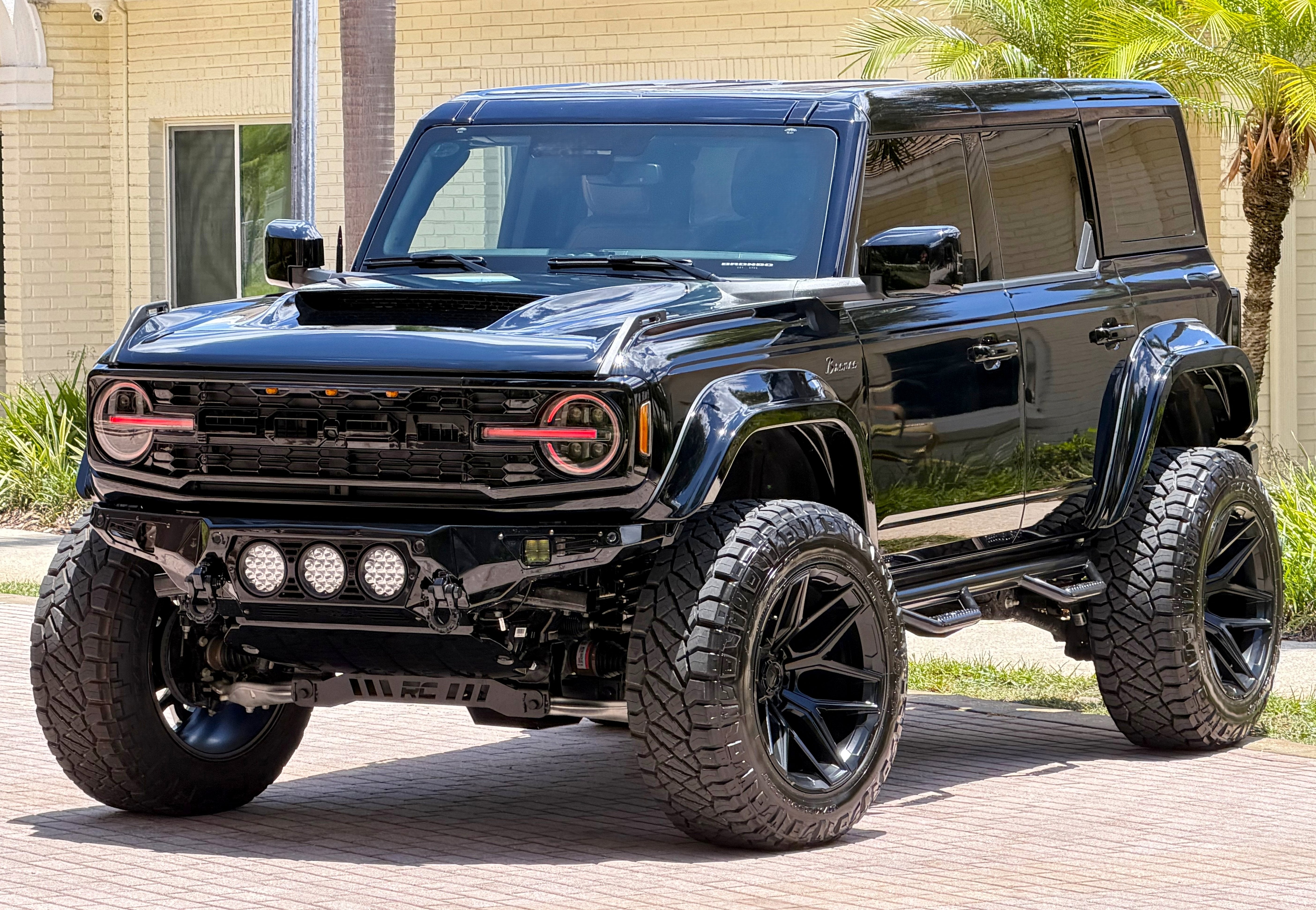 2026 Ford Bronco Outer Banks V6 Luxury Package Hard Top Custom Lifted