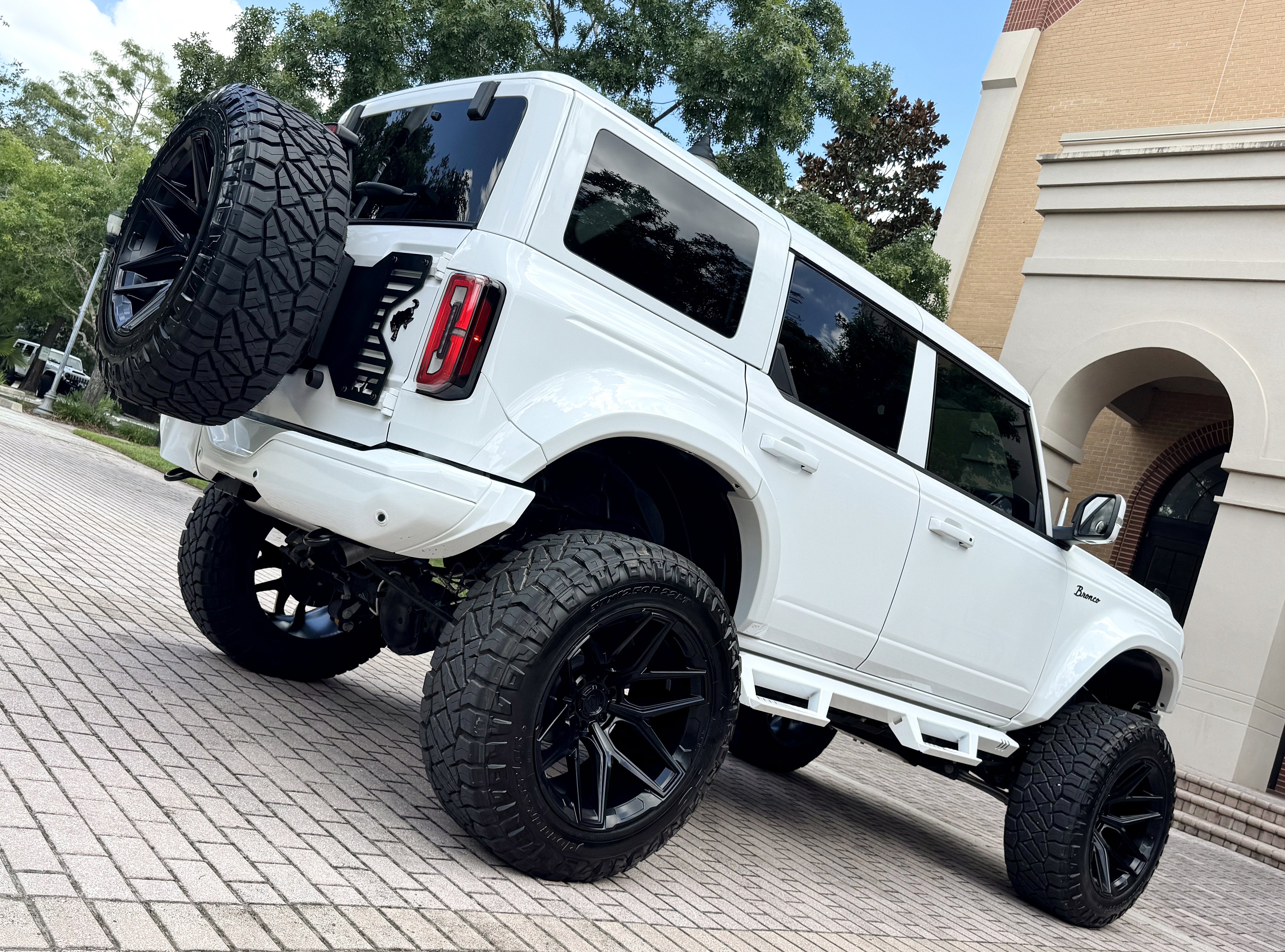 2024 Ford Bronco Badlands V6 Luxury Pkg Widebody Hard Top Custom Lifted