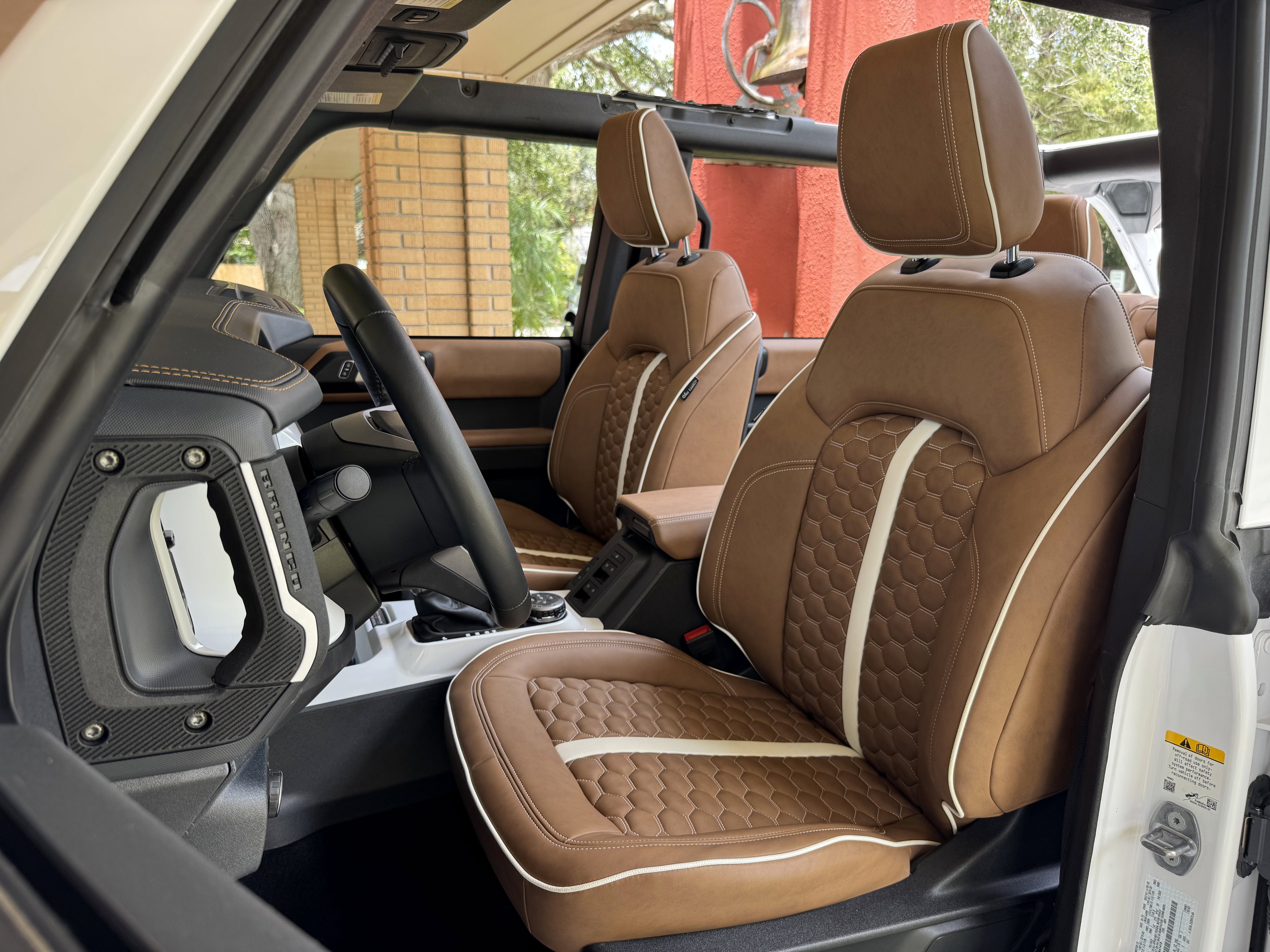 2024 Ford Bronco Badlands V6 Luxury Pkg Widebody Hard Top Custom Lifted