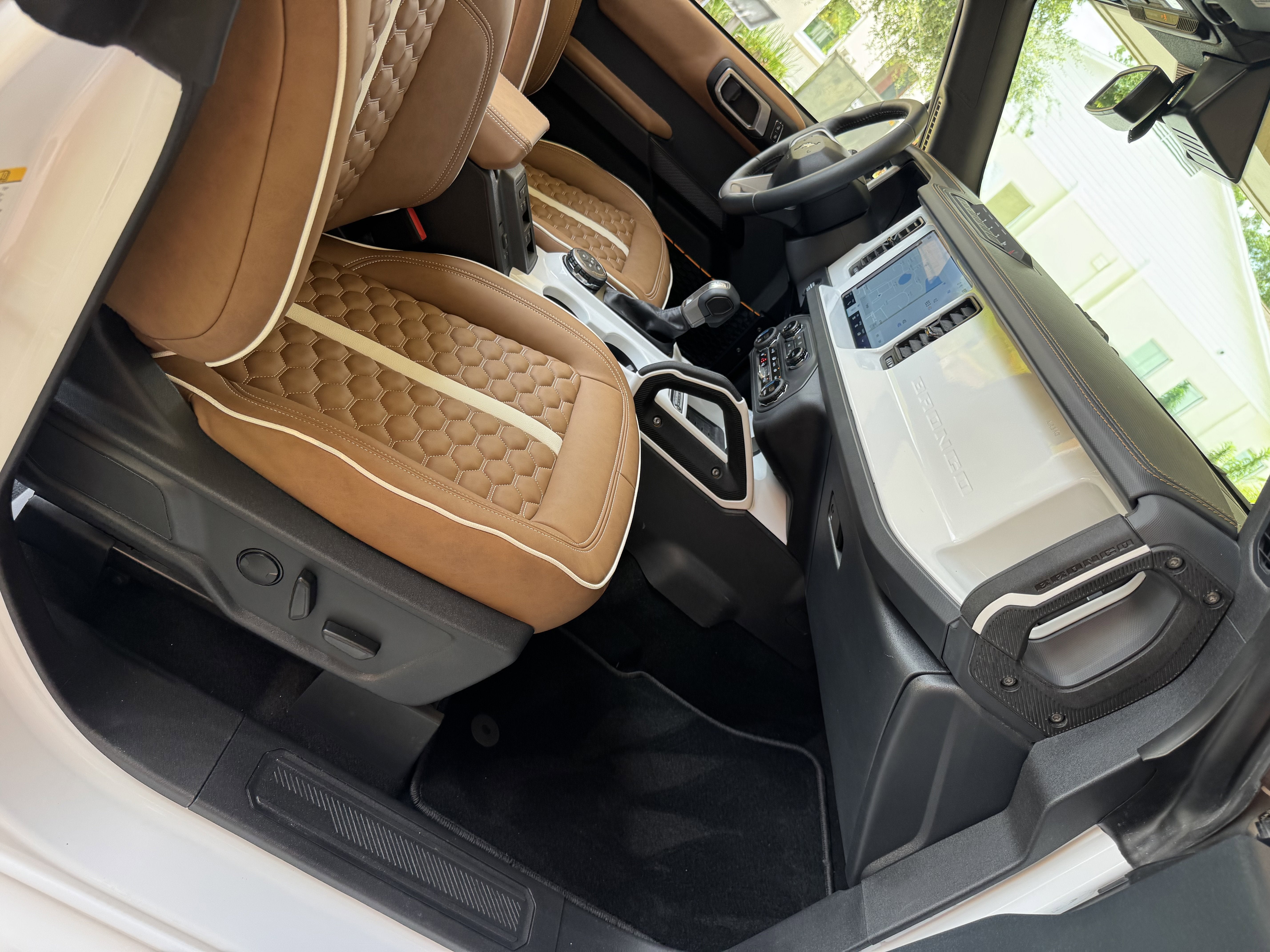 2024 Ford Bronco Badlands V6 Luxury Pkg Widebody Hard Top Custom Lifted