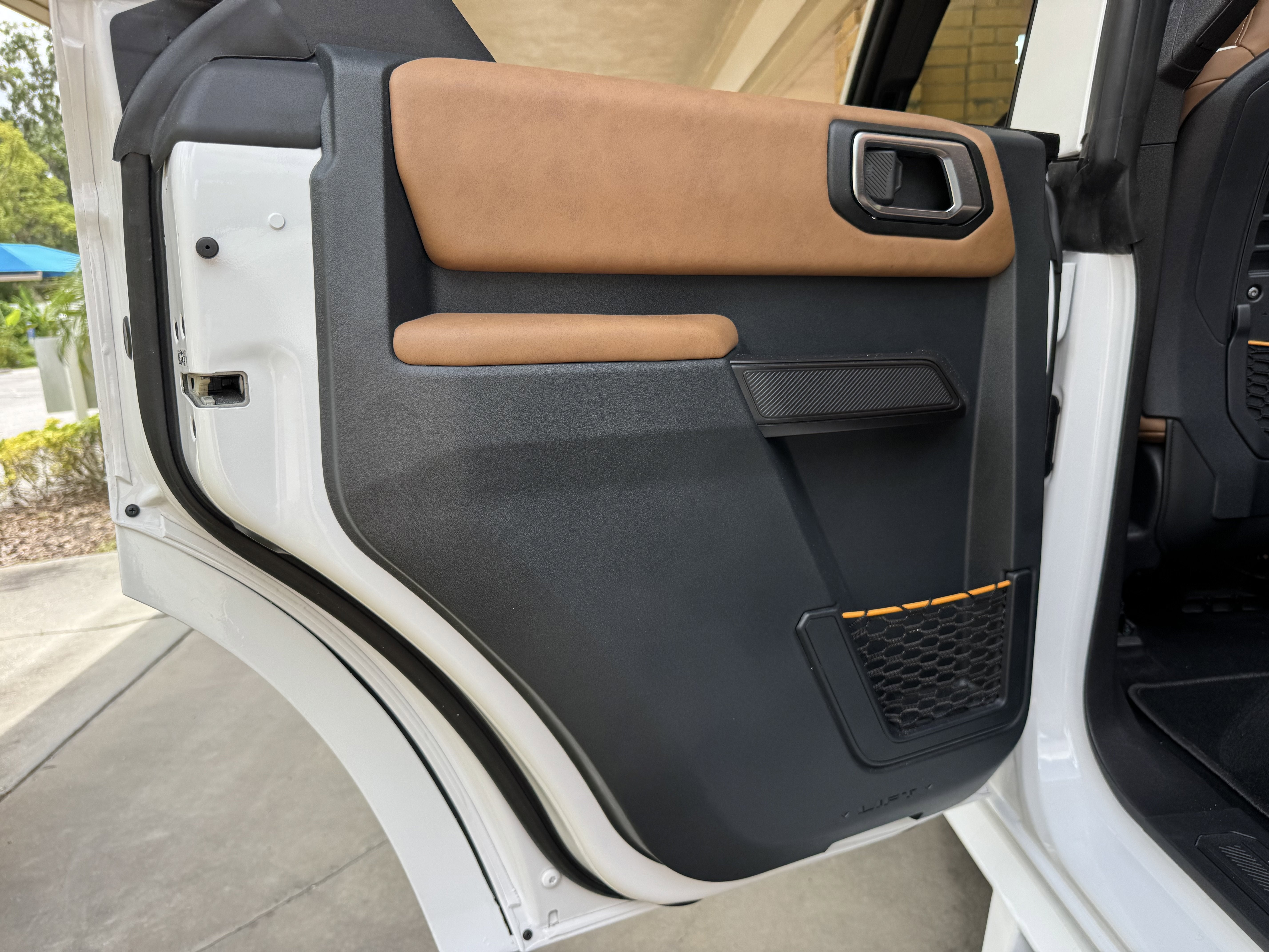 2024 Ford Bronco Badlands V6 Luxury Pkg Widebody Hard Top Custom Lifted