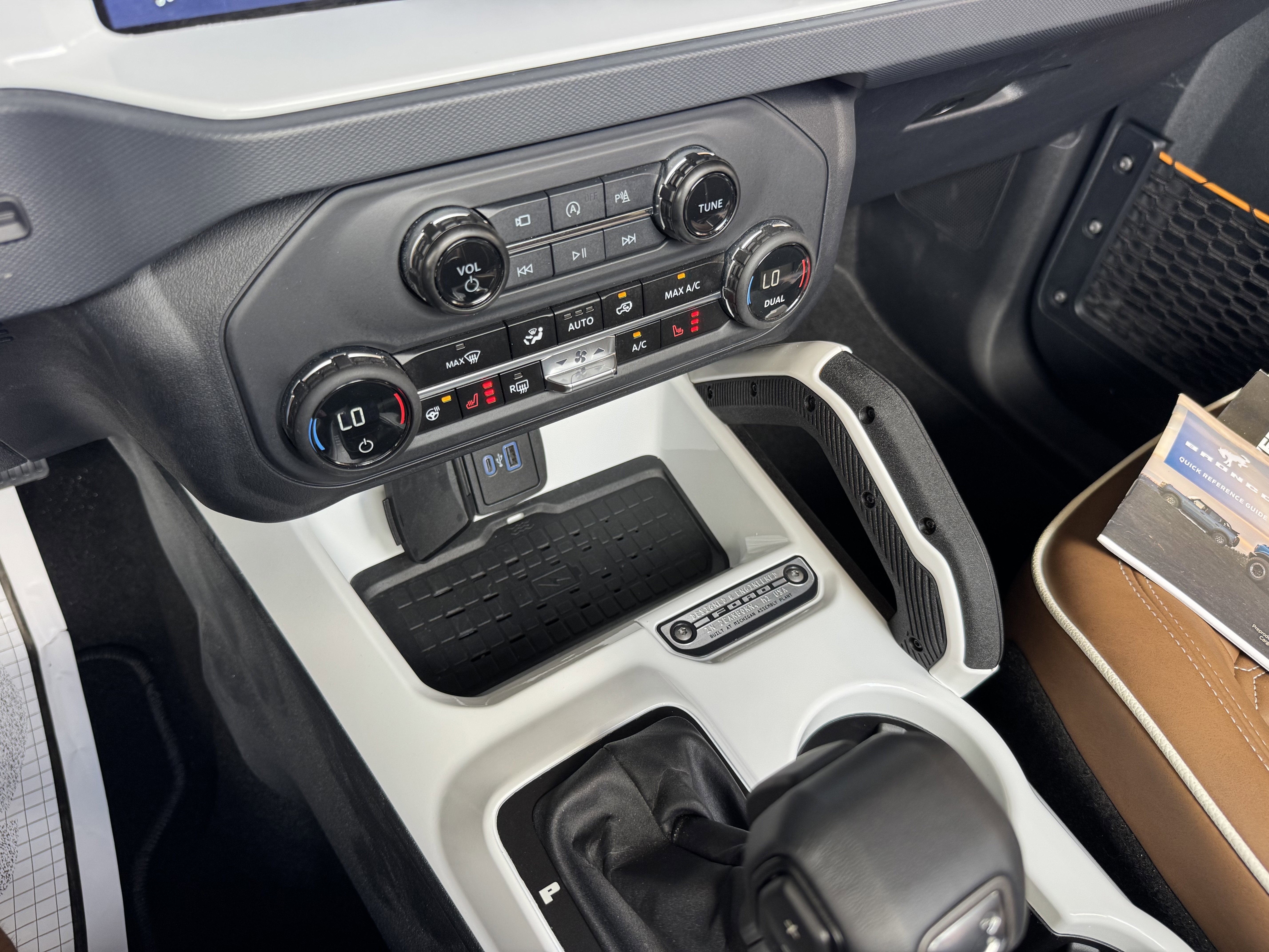 2024 Ford Bronco Badlands V6 Luxury Pkg Widebody Hard Top Custom Lifted