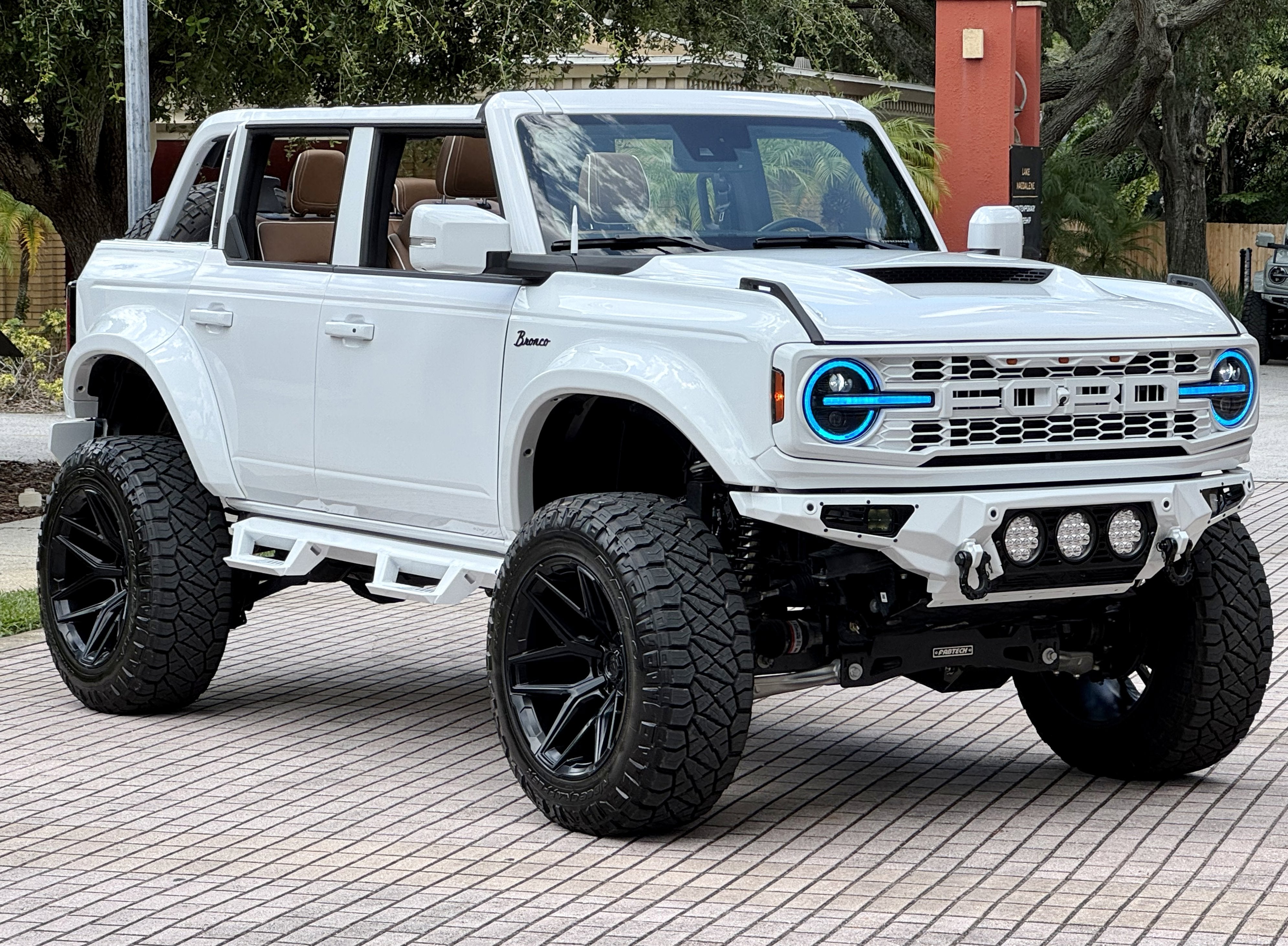 2024 Ford Bronco Badlands V6 Luxury Pkg Widebody Hard Top Custom Lifted