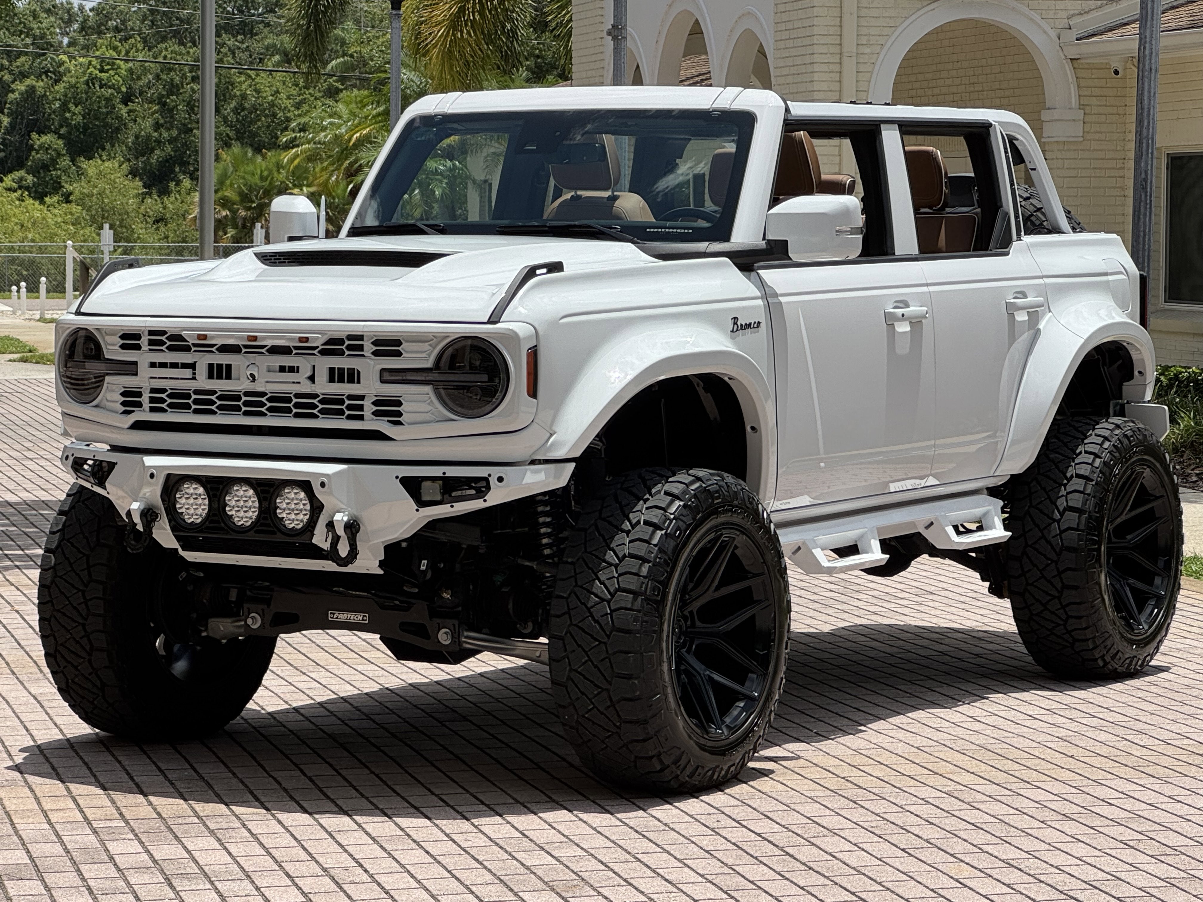 2024 Ford Bronco Badlands V6 Luxury Pkg Widebody Hard Top Custom Lifted