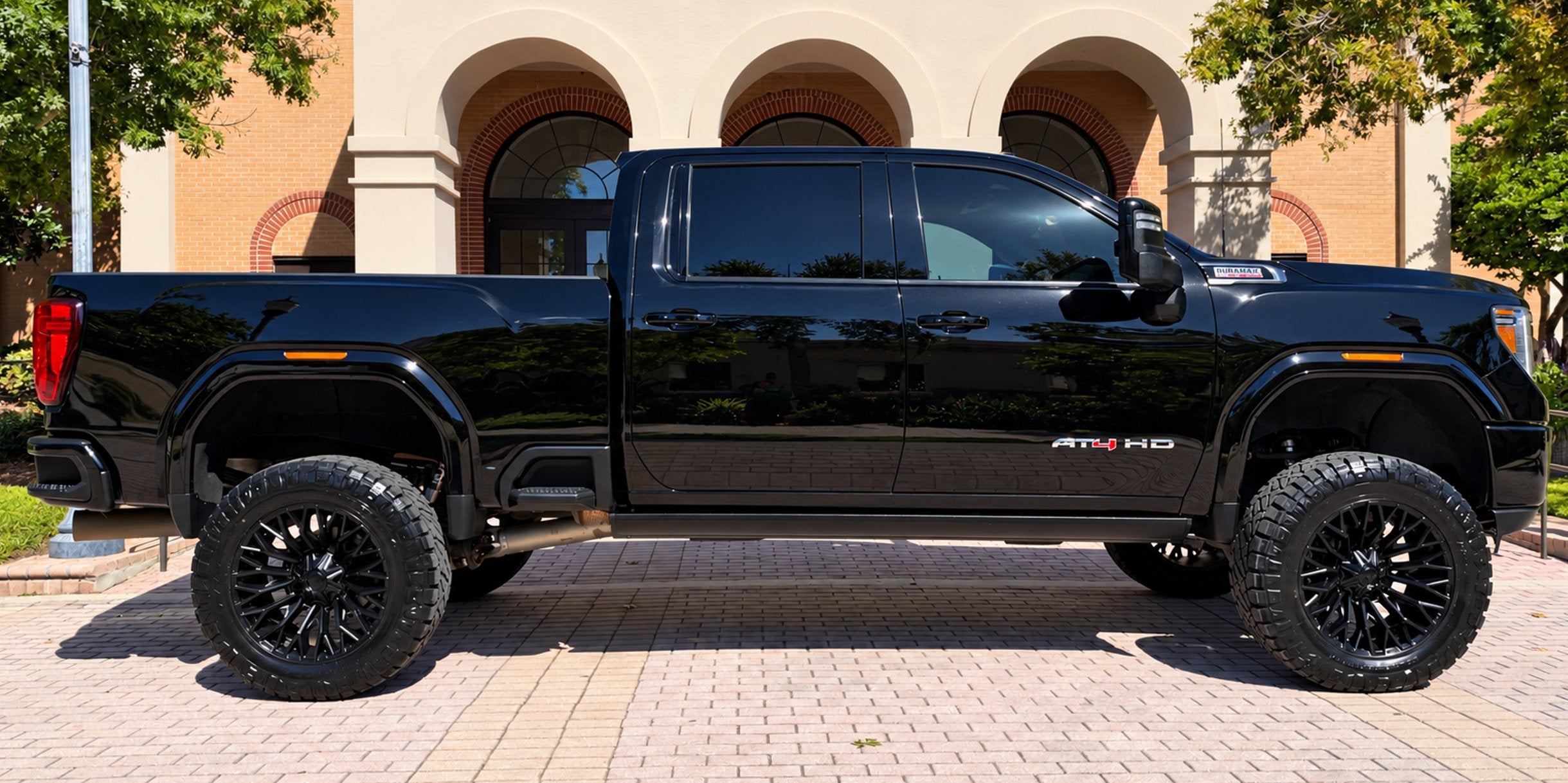 2023 GMC Sierra 2500HD AT4 BDS Custom Lifted Truck