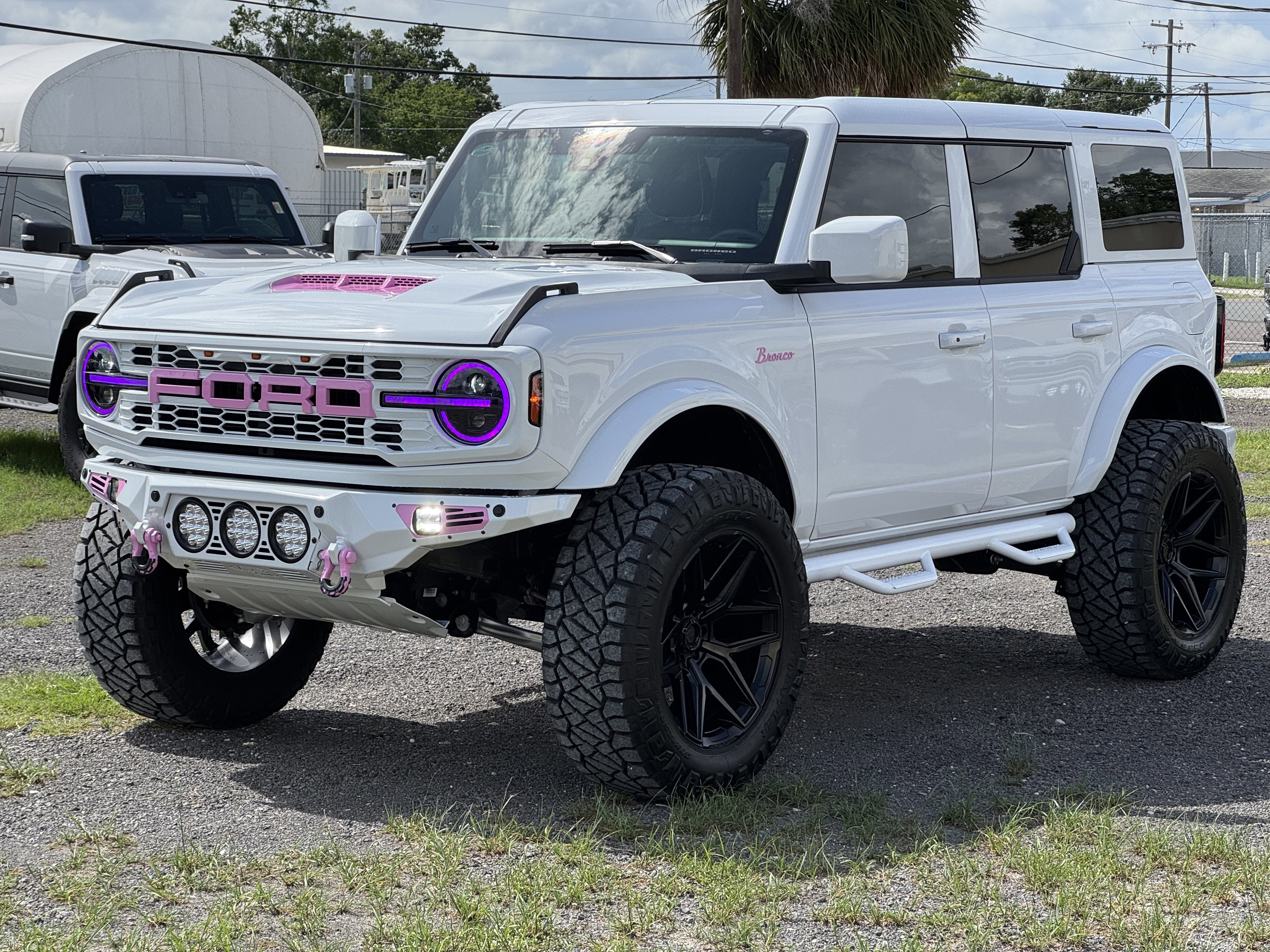 2025 Ford Bronco Outer Banks V6 Luxury Package Hard Top Custom Lifted